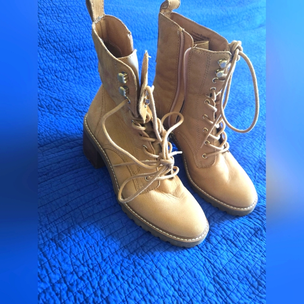 Crown Vintage boots